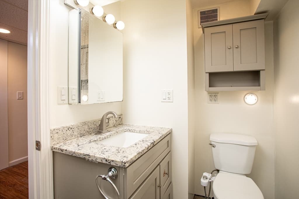 511 Old Fall River Rd, Dartmouth MA 02747 photo 35