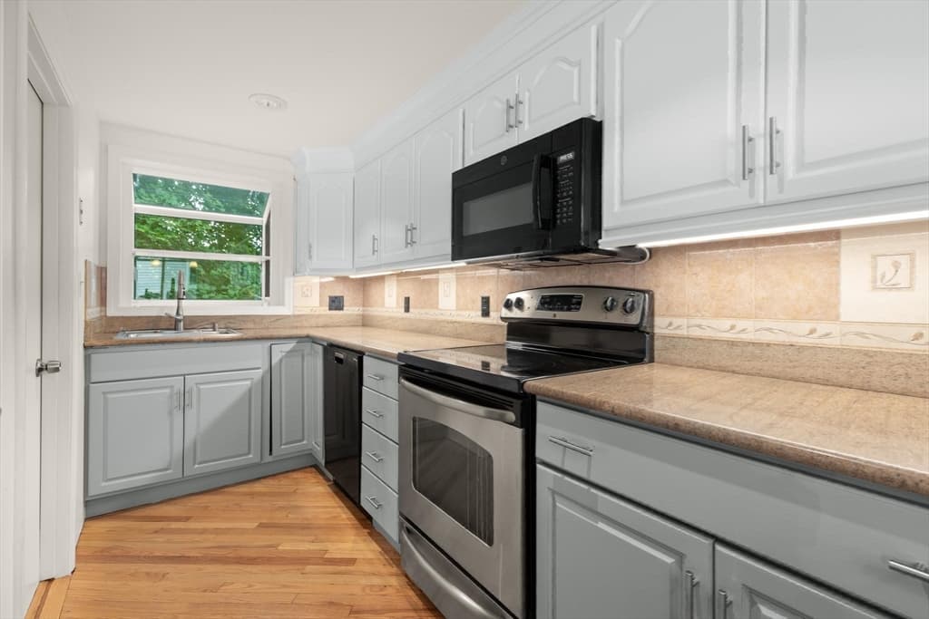 27 Miller Ave, Braintree MA 02184 photo 11