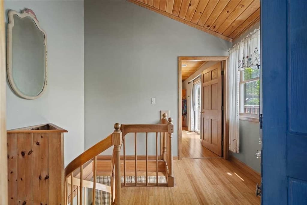 212 Grove St, Clinton MA 01510 photo 13