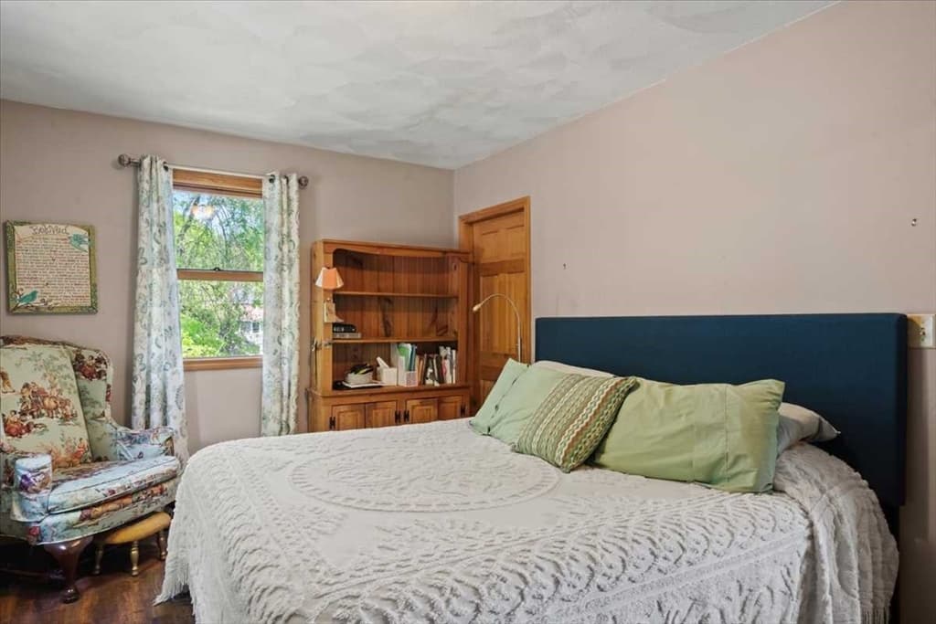212 Grove St, Clinton MA 01510 photo 10