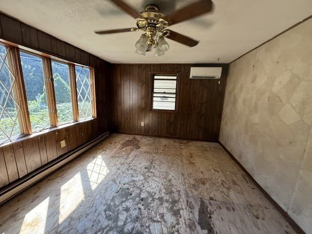 6 Holly St, Oxford MA 01540 photo 10