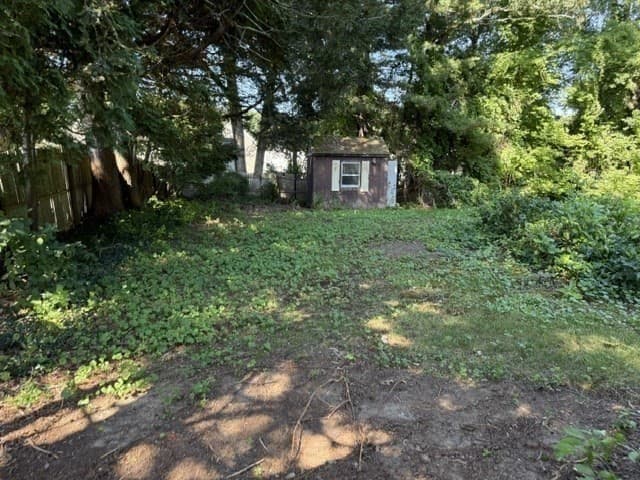 6 Holly St, Oxford MA 01540 photo 4