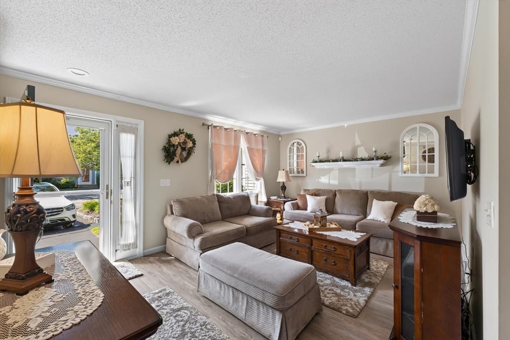 735 Willett Ave # 305, East Providence RI 02915 photo 5
