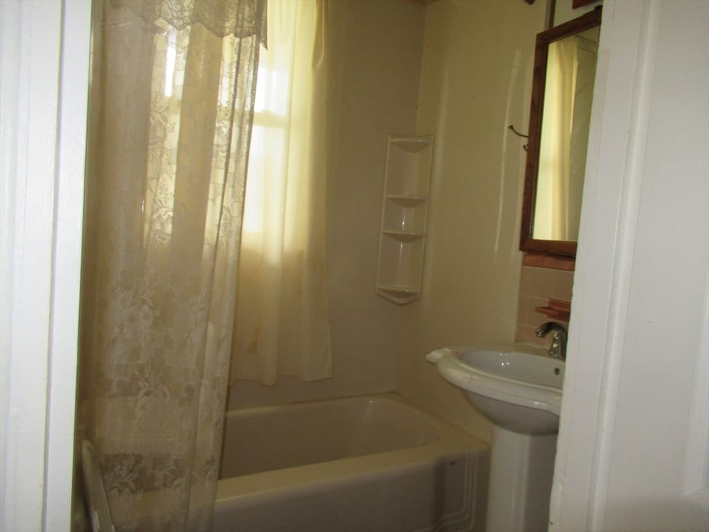 28 South, Revere MA 02151 photo 6