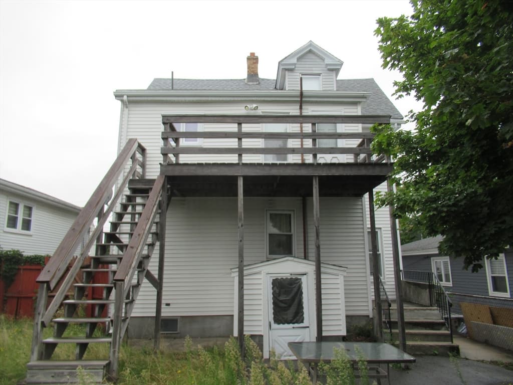 28 South, Revere MA 02151 photo 3
