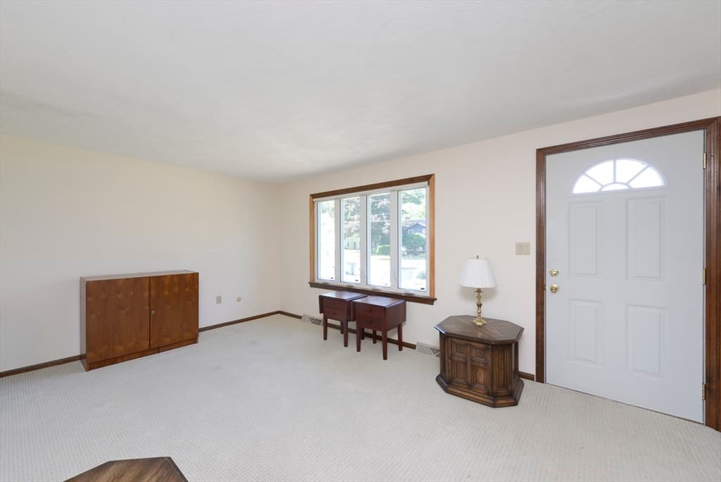 10 Chester Rd, Billerica MA 01821 photo 17