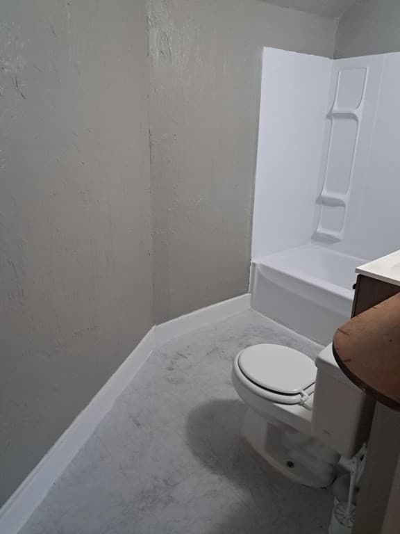 Apartment at 21 Coes St # 2r, Worcester MA 01603, photo 8 of 21