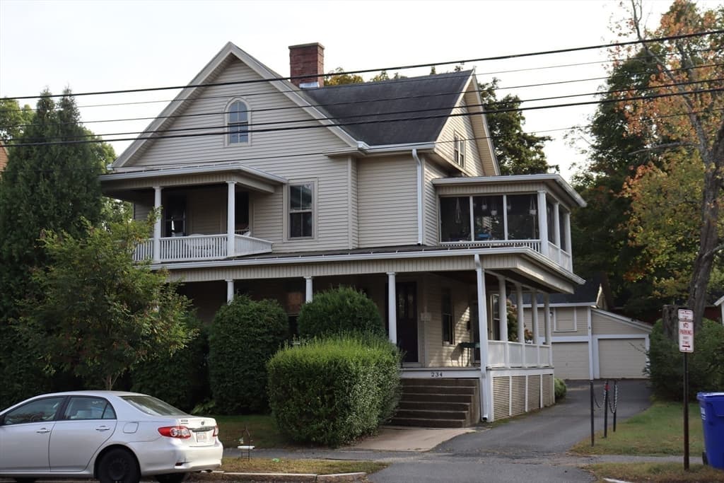 234 Elm St, Northampton MA 01060