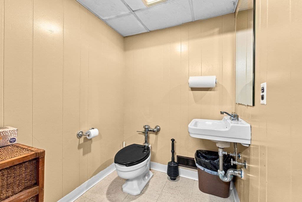 17 Orchard St, New Bedford MA 02740 photo 30