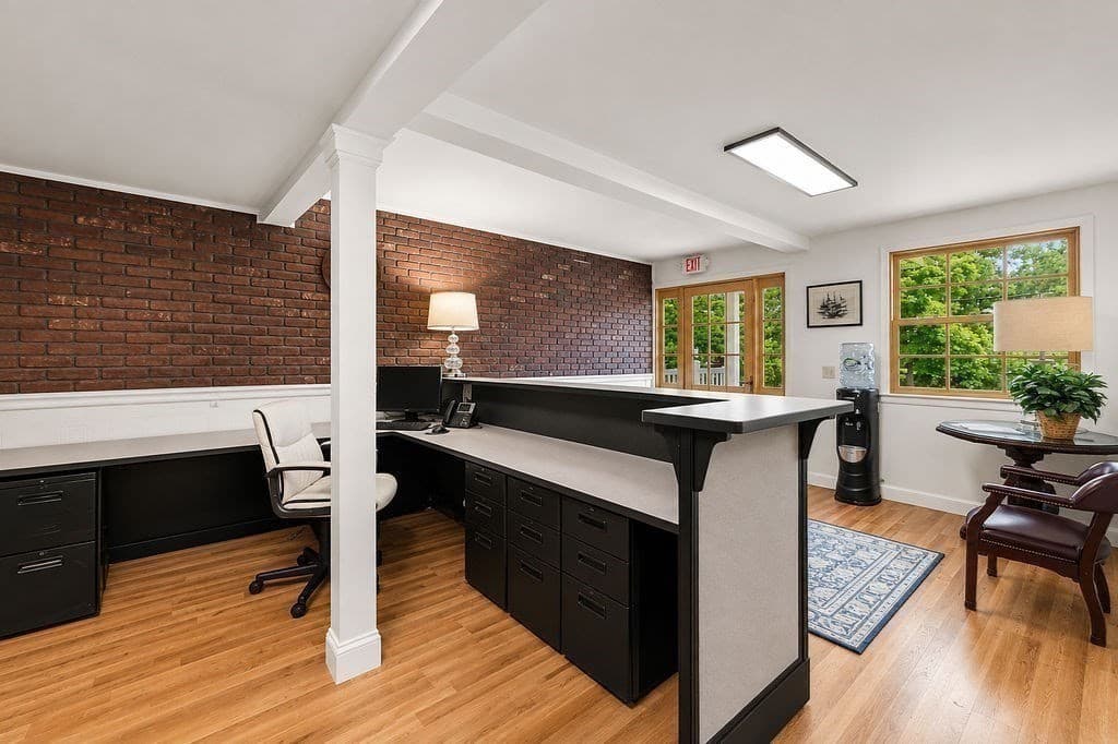 17 Orchard St, New Bedford MA 02740 photo 10