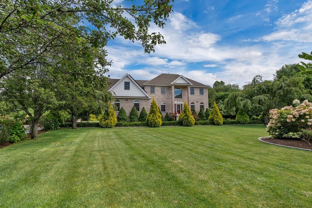 18 Steeple Ln, Lincoln RI 02865 photo 4