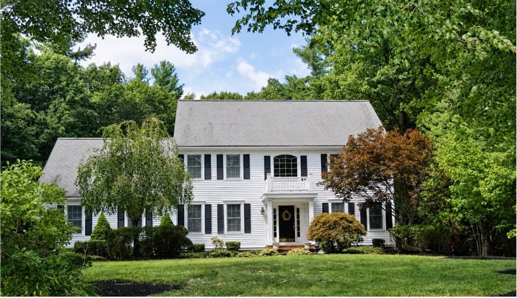 230 Grange Park, Bridgewater MA 02324