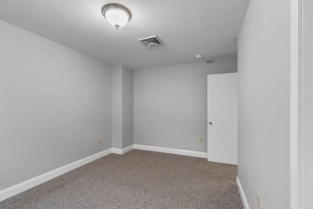593 Main St, Leominster MA 01453 photo 23