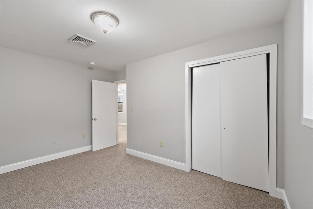 593 Main St, Leominster MA 01453 photo 22