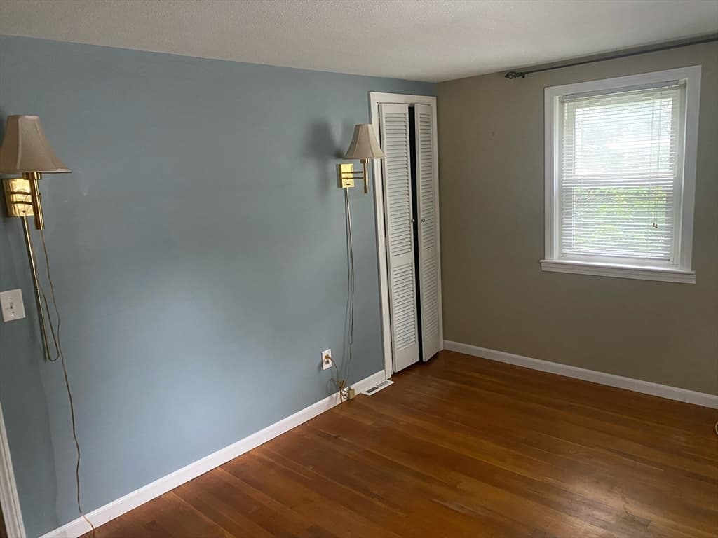 19 Blossom Street, Clinton MA 01510 photo 9
