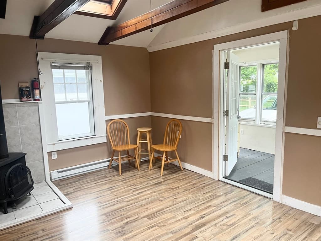 16 West St, Hanson MA 02341 photo 6