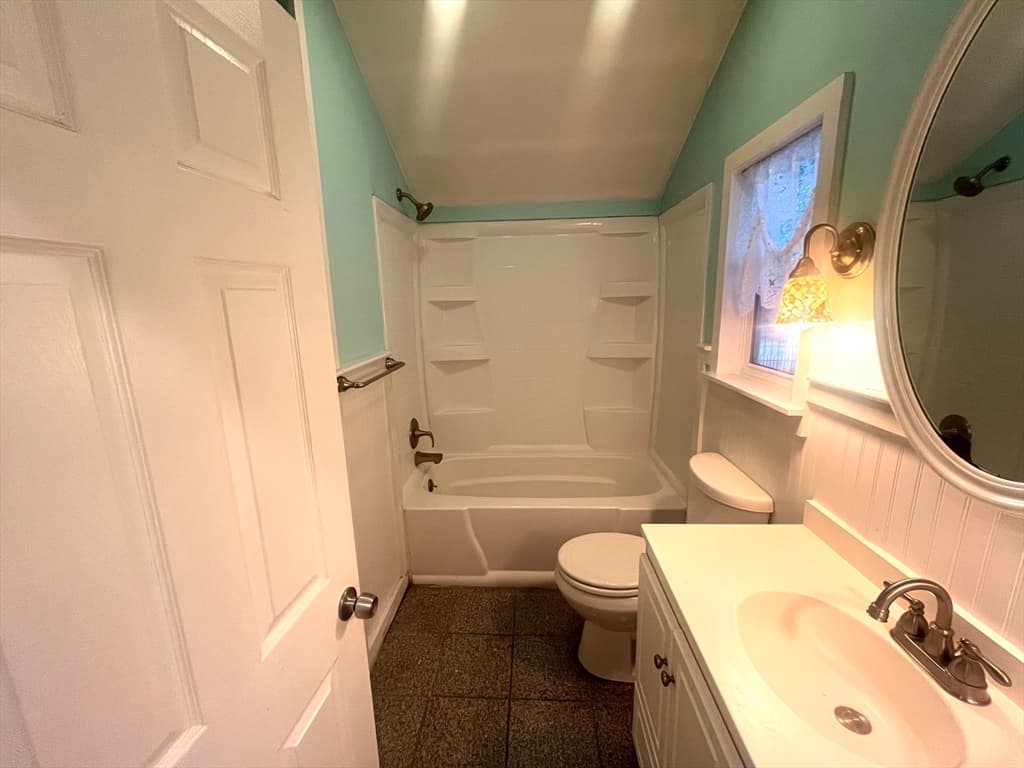 16 West St, Hanson MA 02341 photo 12