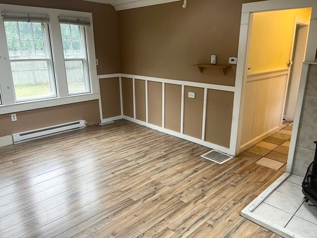 16 West St, Hanson MA 02341 photo 3