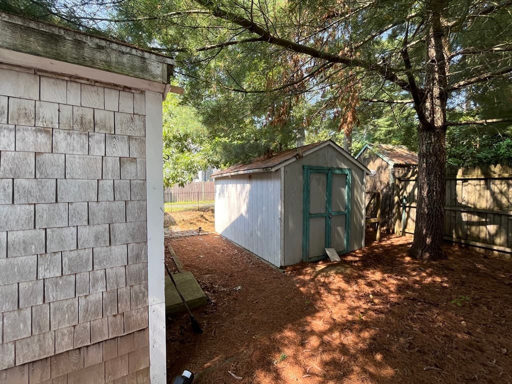 16 West St, Hanson MA 02341 photo 24