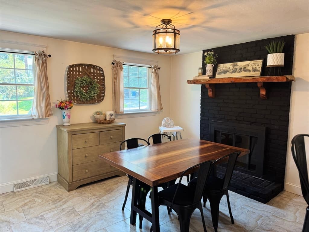 9 Westgate Rd, Billerica MA 01862 photo 11