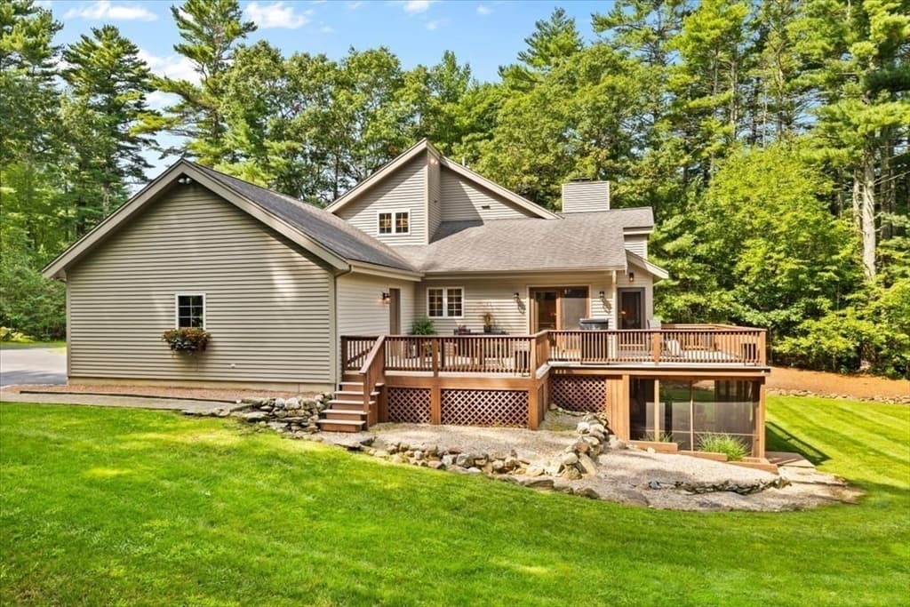 182 High St, Carver MA 02330 photo 7
