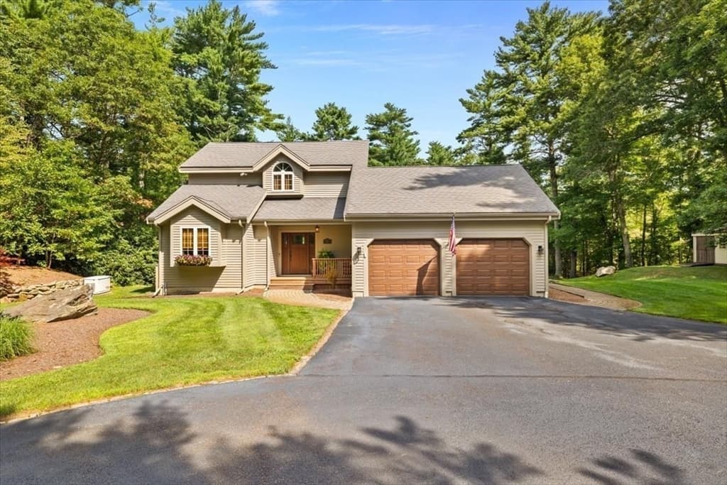 182 High St, Carver MA 02330 photo 8