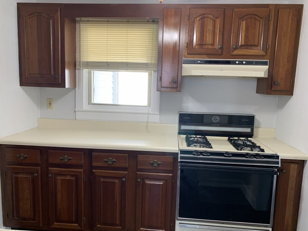 71 Central Ave, Salisbury MA 01952 photo 6