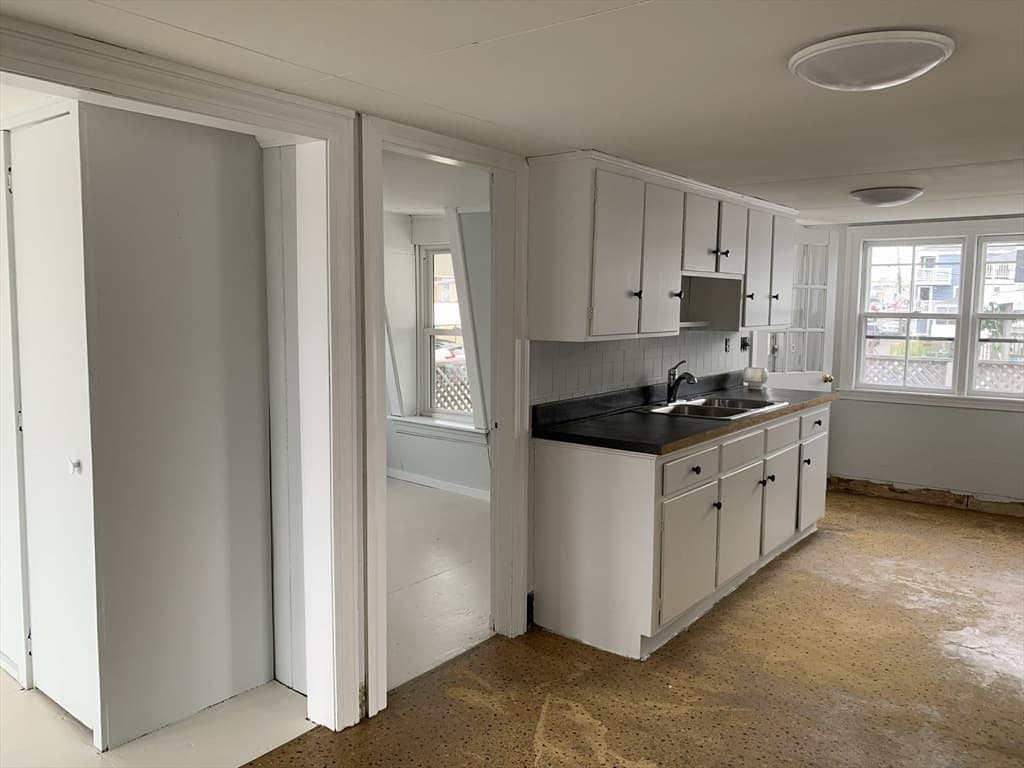 71 Central Ave, Salisbury MA 01952 photo 12