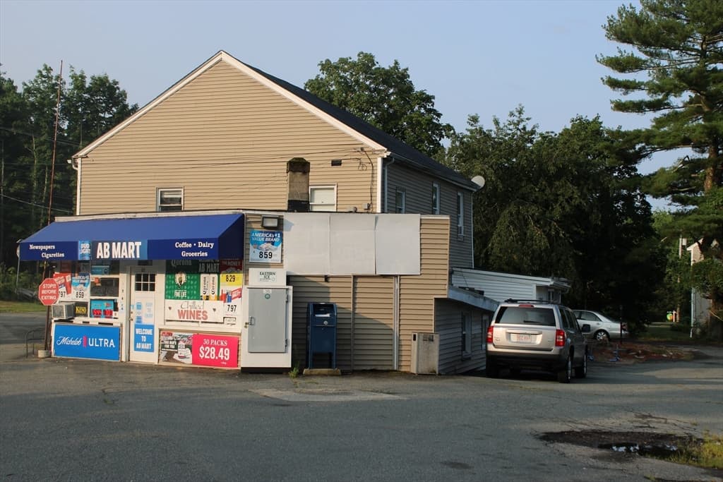 852 Hancock Street, Abington MA 02351 photo 2