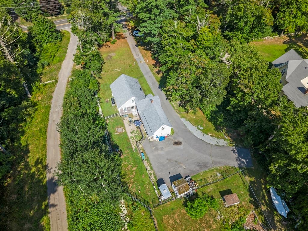 8 S Main St, Carver MA 02330 photo 6