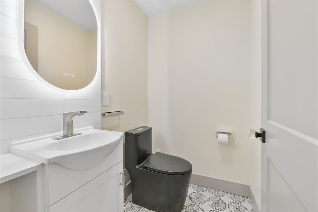 12 Wood St, Southborough MA 01772 photo 17