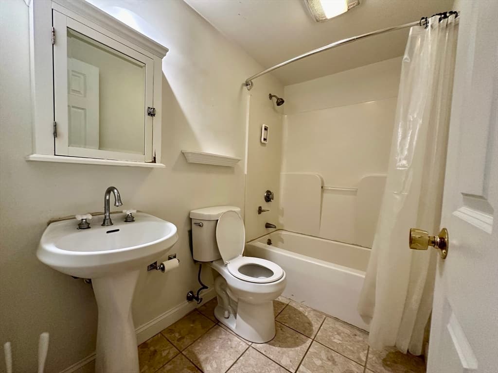 277 River St # 1, Cambridge MA 02139 photo 9