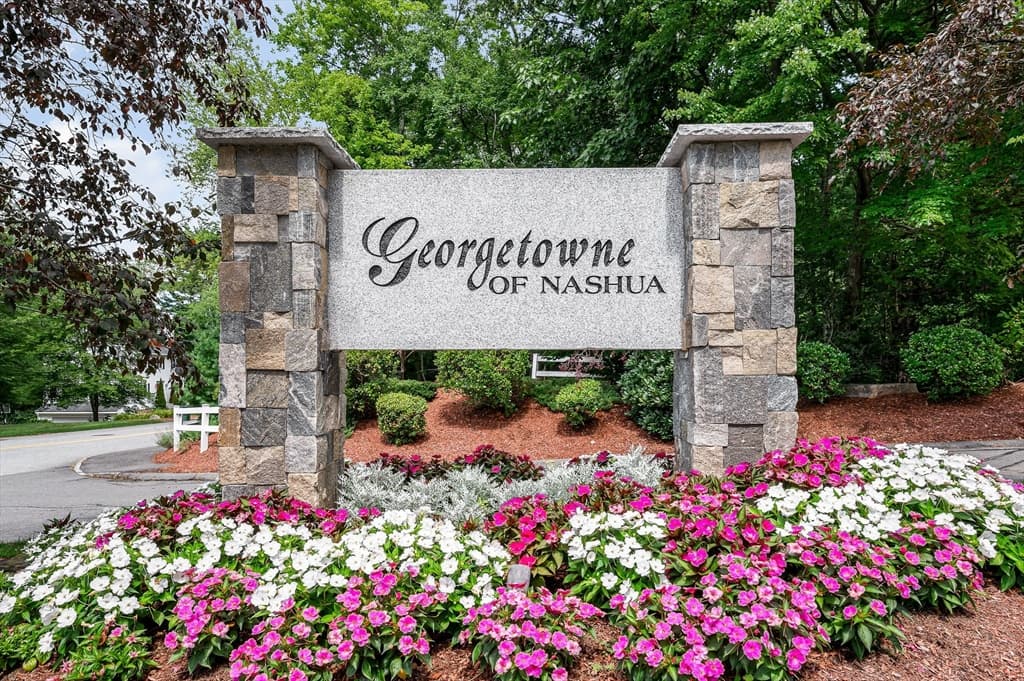 4 Georgetowne # 4, Nashua NH 03062 photo 2