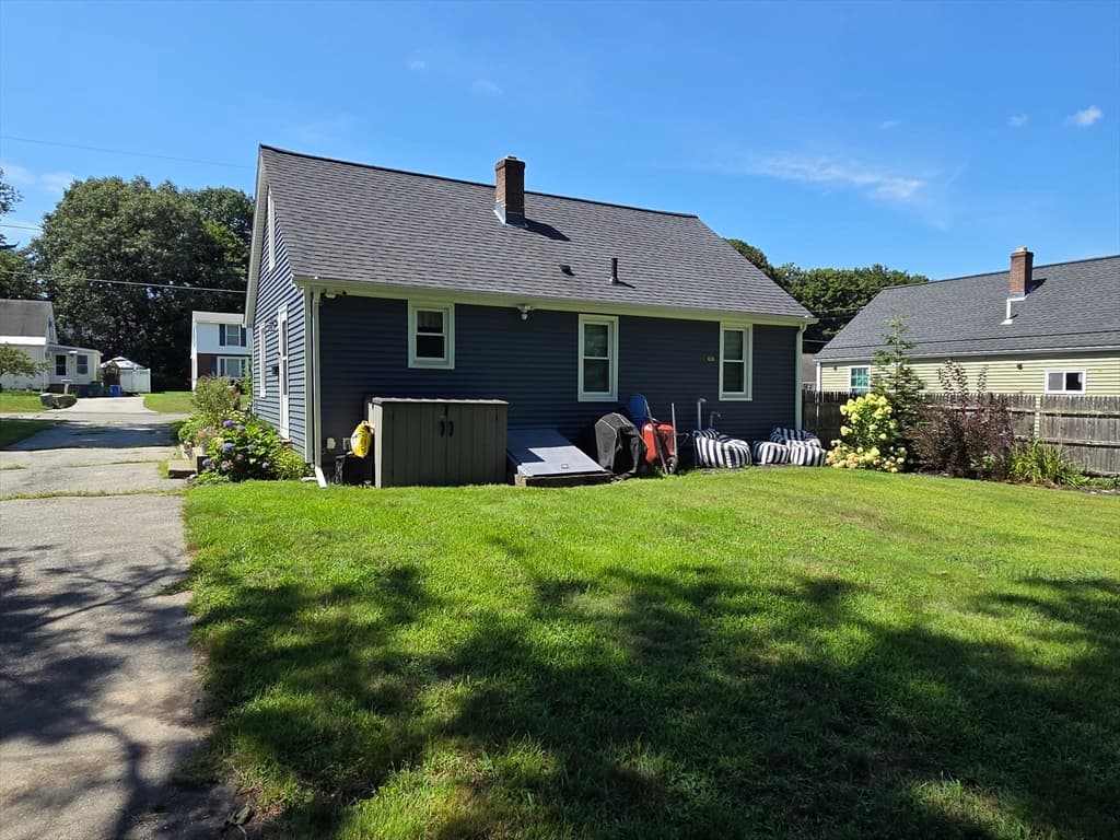 Single Family Residence at 40 Second Island Rd, Webster MA 01570, Webster, photo 30 of 30
