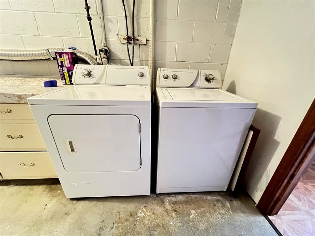 80 Smith St # 2A, Lowell MA 01851 photo 11