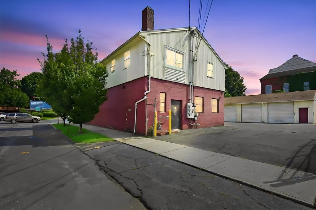 1036 Chicopee St, Chicopee MA 01013 photo 28