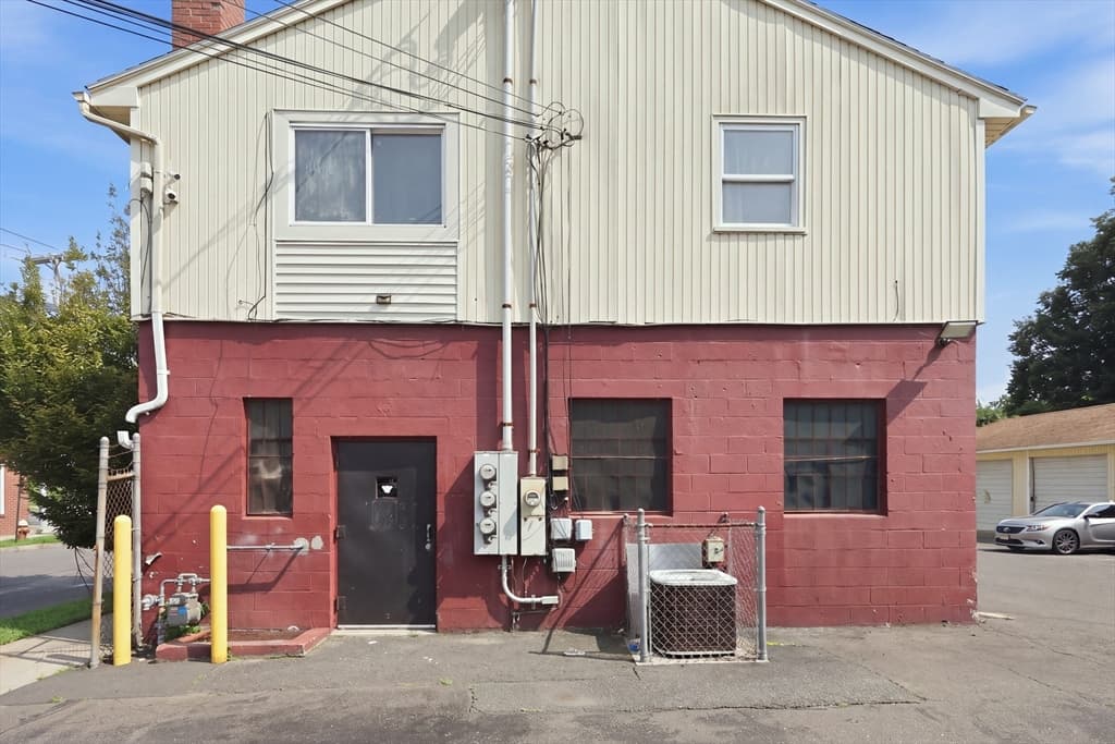 1036 Chicopee St, Chicopee MA 01013 photo 31