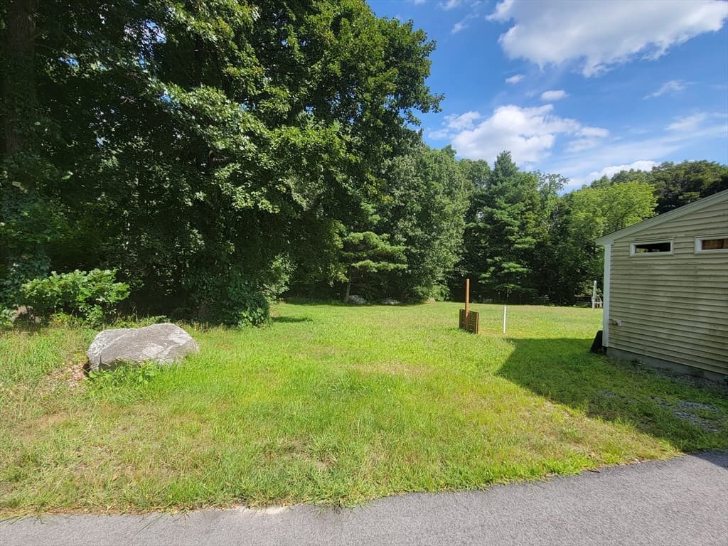 81 Clarke Avenue, Dracut MA 01826 photo 27