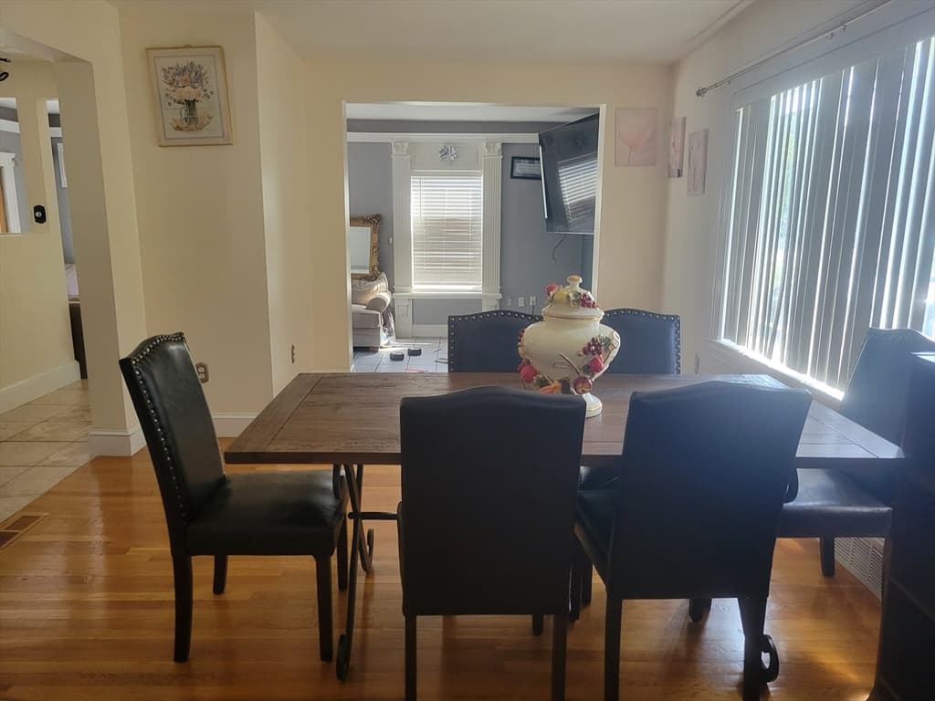 81 Clarke Avenue, Dracut MA 01826 photo 3
