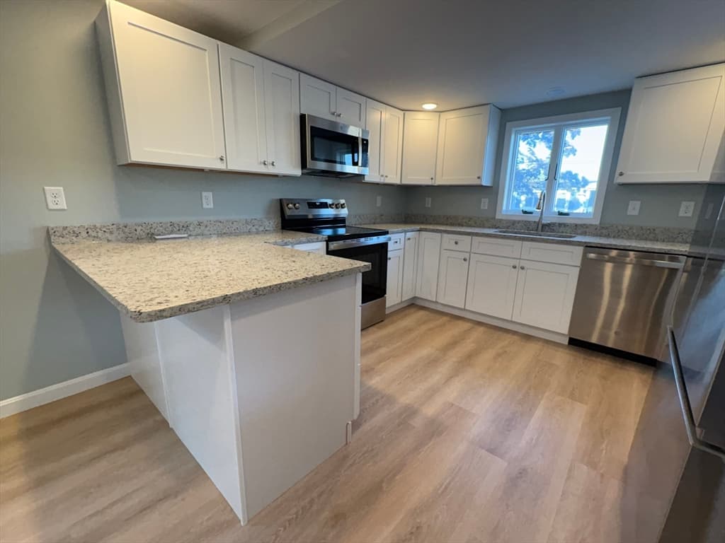 300 East Washington Street # 34R, North Attleboro MA 02760 photo 7