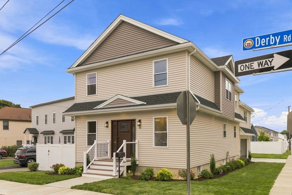 81 Derby Road, Revere MA 02151 photo 3