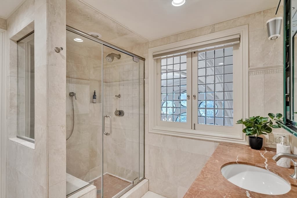 Condominium at 90 Park Street # 35, Brookline MA 02446, Brookline, photo 17 of 25