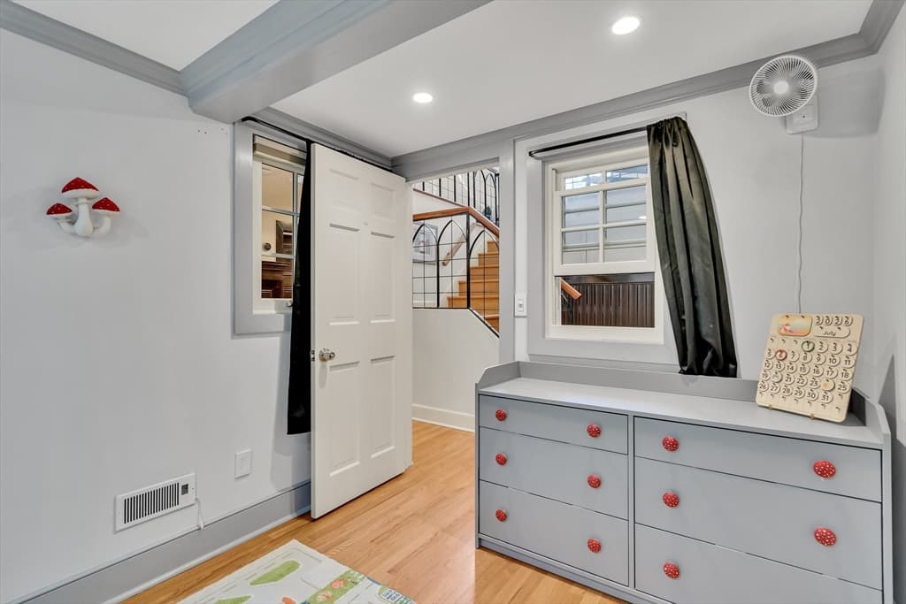 Condominium at 90 Park Street # 35, Brookline MA 02446, Brookline, photo 19 of 25