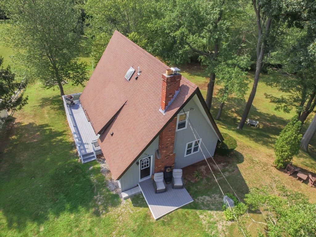 171 Elm, Blackstone MA 01504