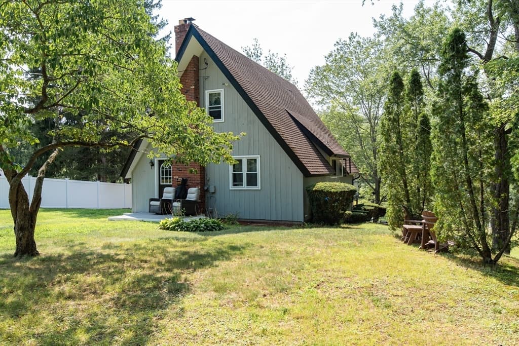 171 Elm, Blackstone MA 01504 photo 37