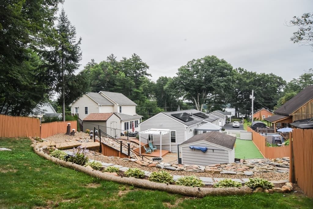 Single Family Residence at 102 Lakeshore Dr, West Brookfield MA 01585, West Brookfield, photo 7 of 41