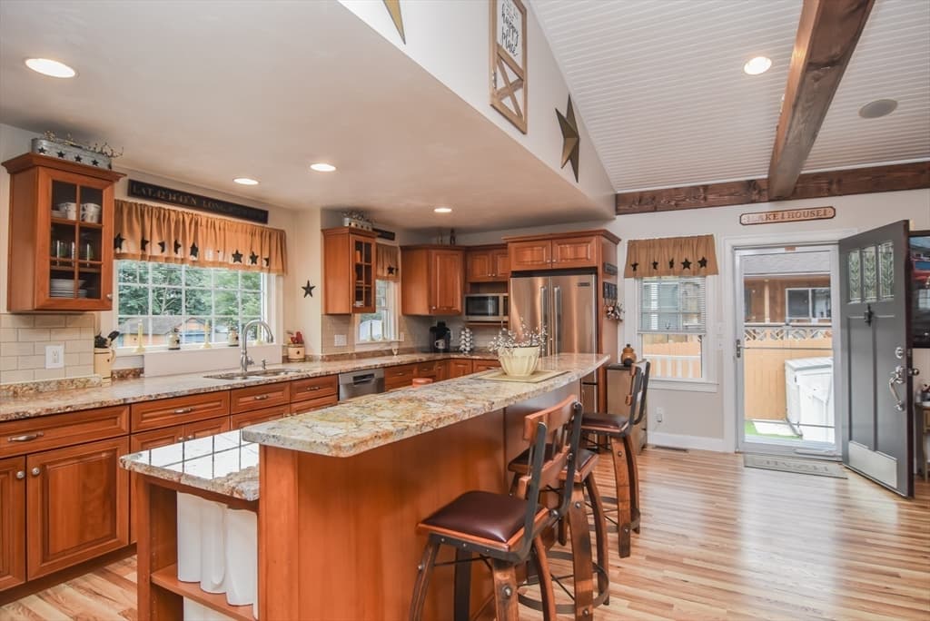 Single Family Residence at 102 Lakeshore Dr, West Brookfield MA 01585, West Brookfield, photo 9 of 41