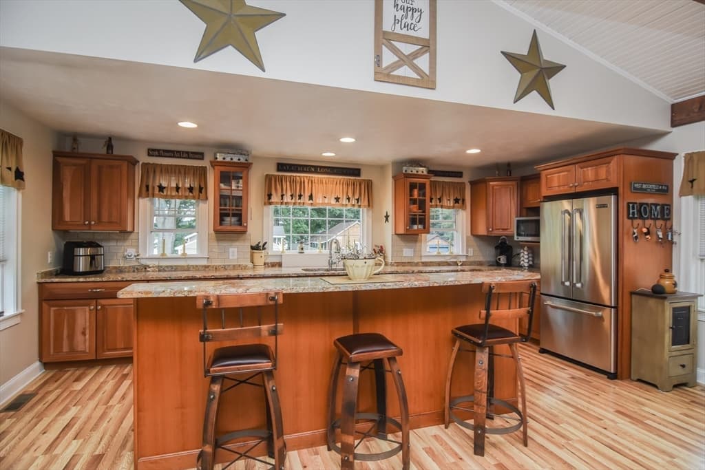 Single Family Residence at 102 Lakeshore Dr, West Brookfield MA 01585, West Brookfield, photo 11 of 41