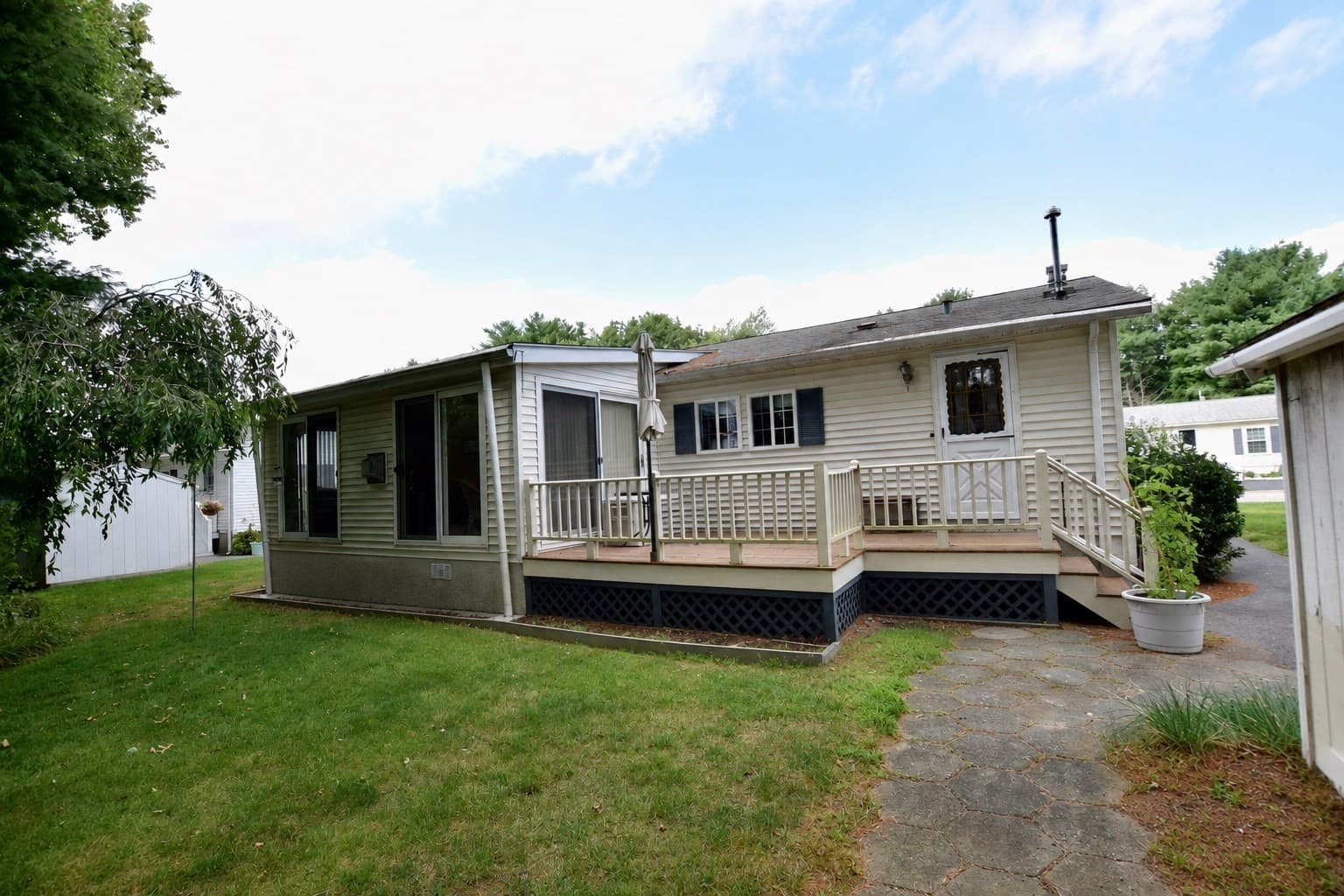 Mobile Home at 12 Trailwood Dr., Bridgewater MA 02324, Bridgewater, photo 27 of 39