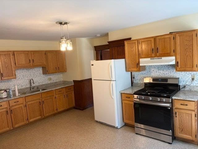 44-46 Starbird St, Lowell MA 01854 photo 13